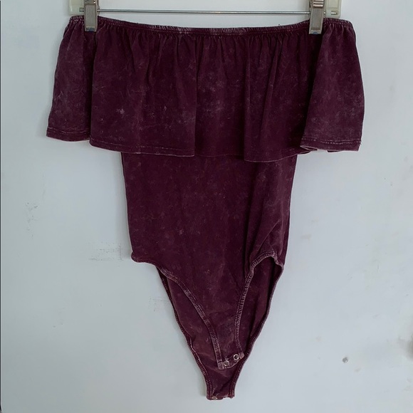 AEO off the shoulder bodysuit - Picture 1 of 1